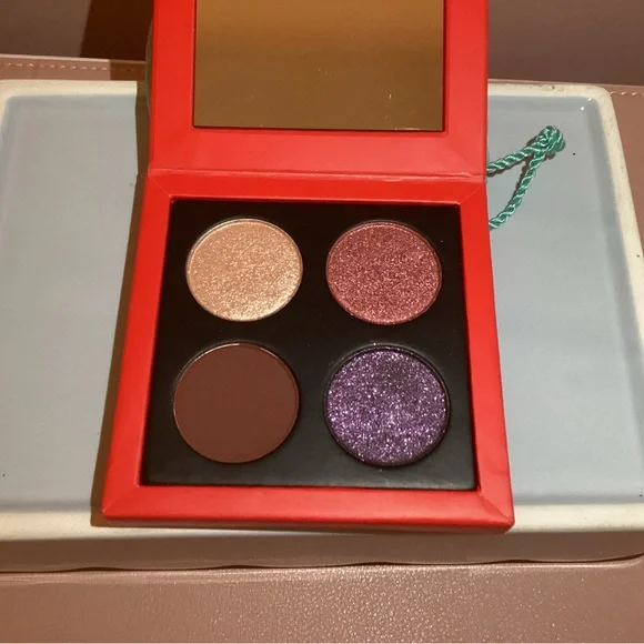 Pat McGrath Daring Desire Eye Shadow Quad - Picture 3 of 5